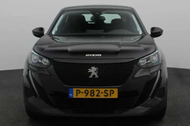 Peugeot 2008 (2022) thumbnail 5