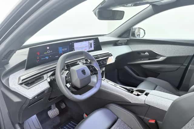 Peugeot e-3008 (2026) thumbnail 3