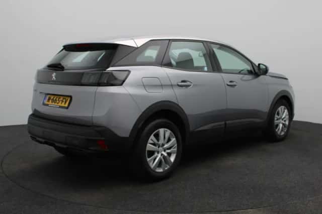 Peugeot 3008 (2021) thumbnail 2