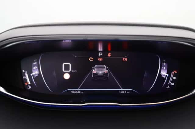 Peugeot 3008 (2021) thumbnail 4