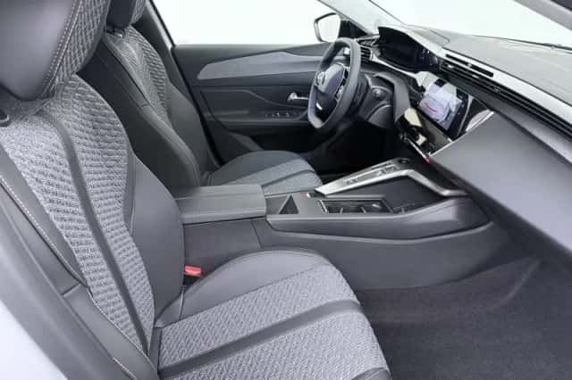 Peugeot 308 (2026) thumbnail 4