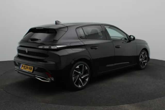 Peugeot 308 (2022) thumbnail 2