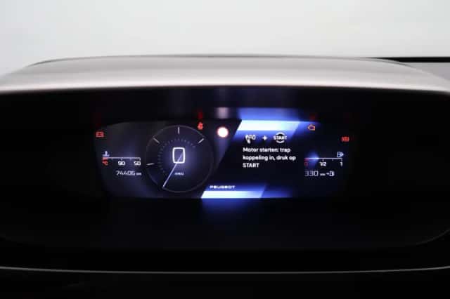 Peugeot 308 (2022) thumbnail 4
