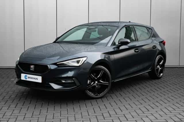SEAT Leon (2025) thumbnail 1