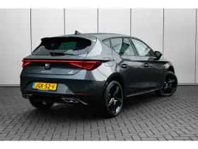 SEAT Leon (2025) thumbnail 2