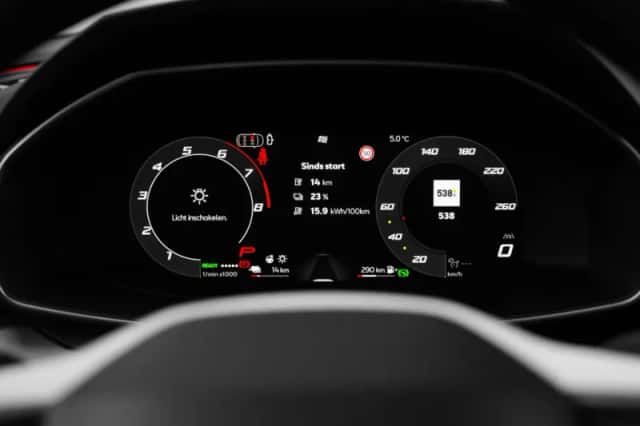 SEAT Leon (2025) thumbnail 12