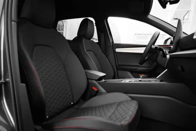 SEAT Leon (2025) thumbnail 8