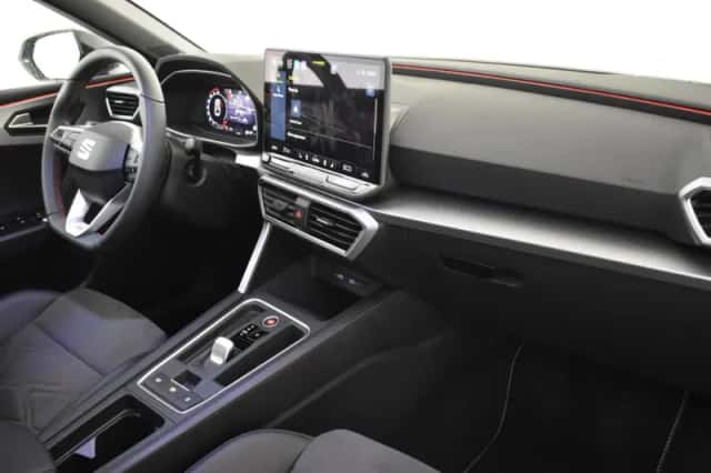SEAT Leon Sportstourer (2026) thumbnail 6