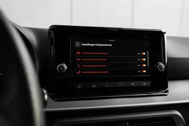 SEAT Arona (2026) thumbnail 23