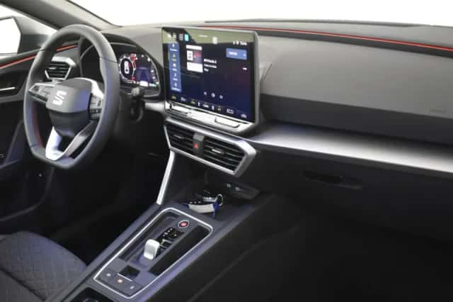 SEAT Leon Sportstourer (2026) thumbnail 7