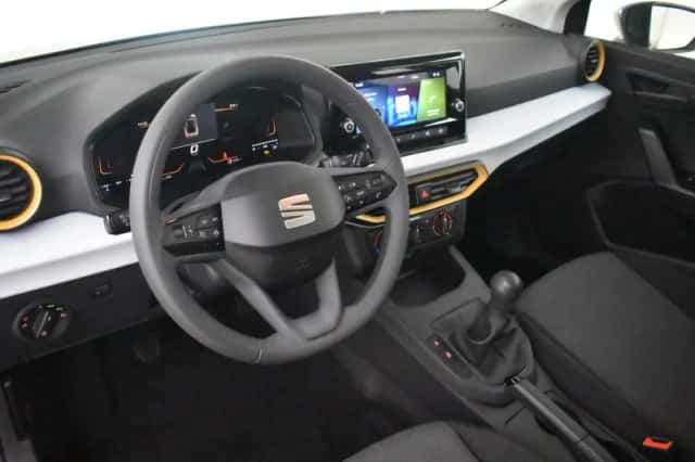 SEAT Arona (2026) thumbnail 4