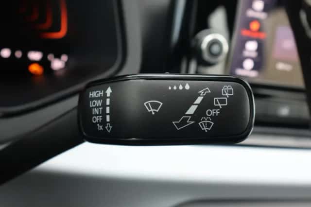SEAT Arona (2026) thumbnail 18
