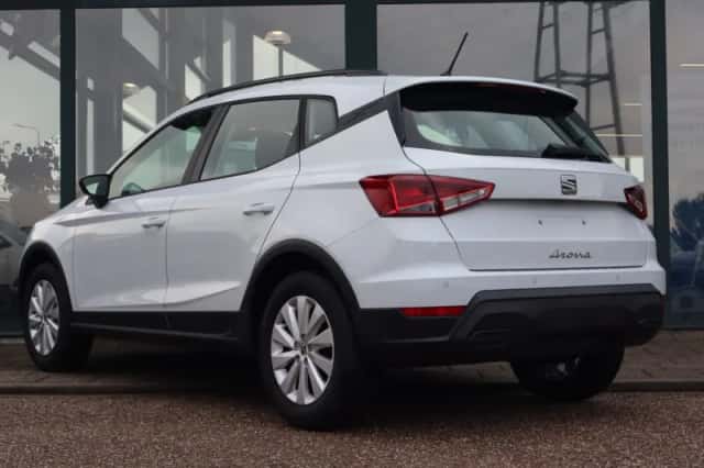 SEAT Arona (2026) thumbnail 3