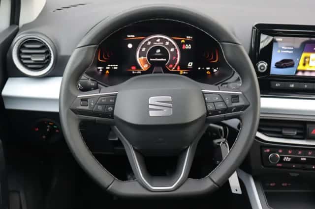 SEAT Arona (2026) thumbnail 5