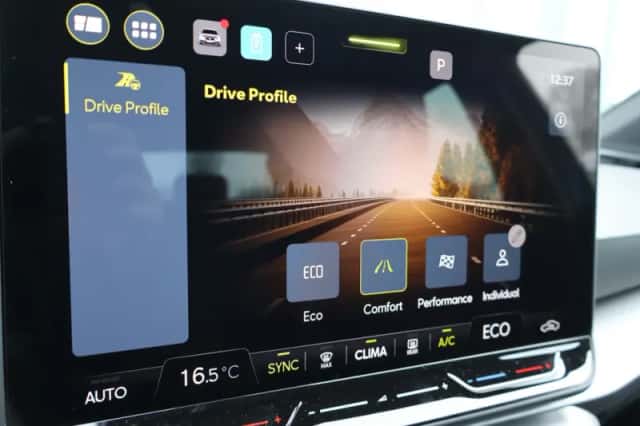 SEAT Leon (2025) thumbnail 20