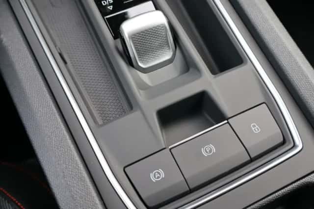 SEAT Leon (2025) thumbnail 25