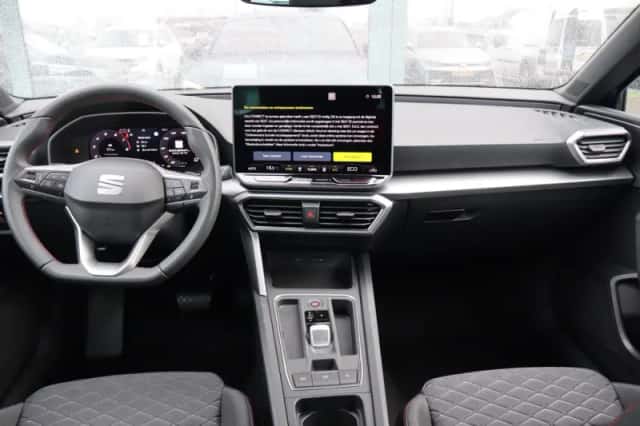 SEAT Leon (2025) thumbnail 26