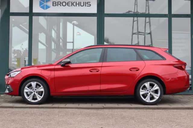SEAT Leon Sportstourer (2026) thumbnail 2