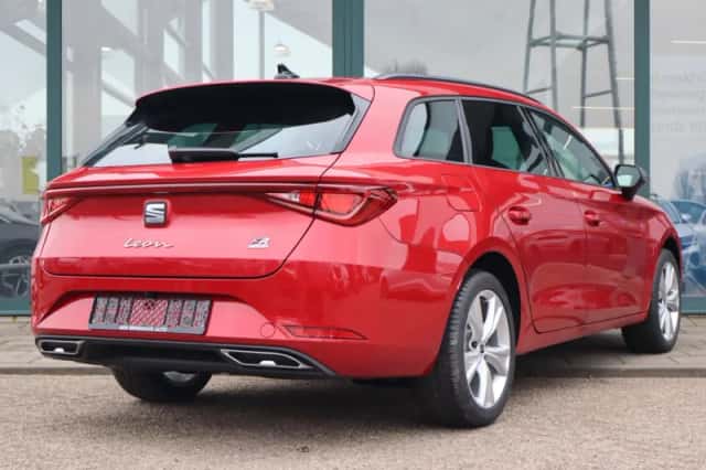 SEAT Leon Sportstourer (2026) thumbnail 7