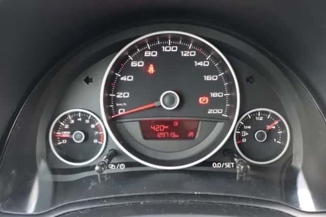 SEAT Mii (2013) thumbnail 7