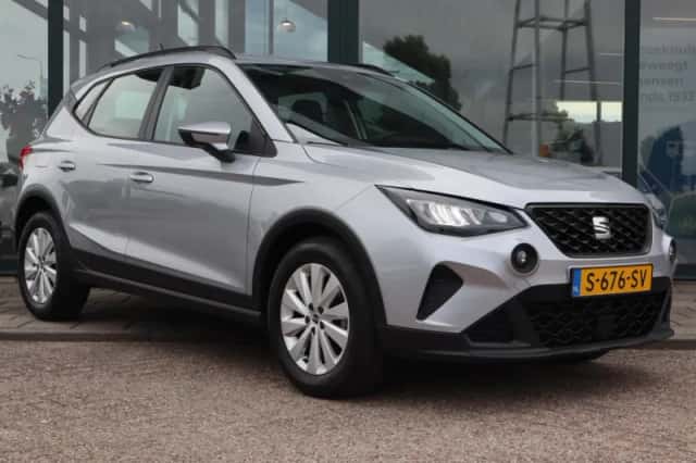 SEAT Arona (2023) thumbnail 10