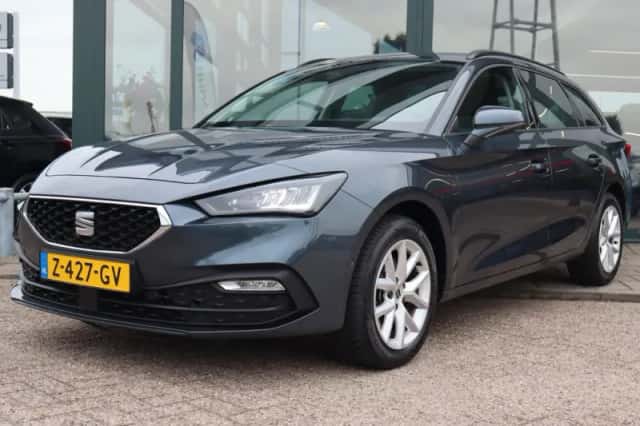 SEAT Leon Sportstourer (2024) thumbnail 1