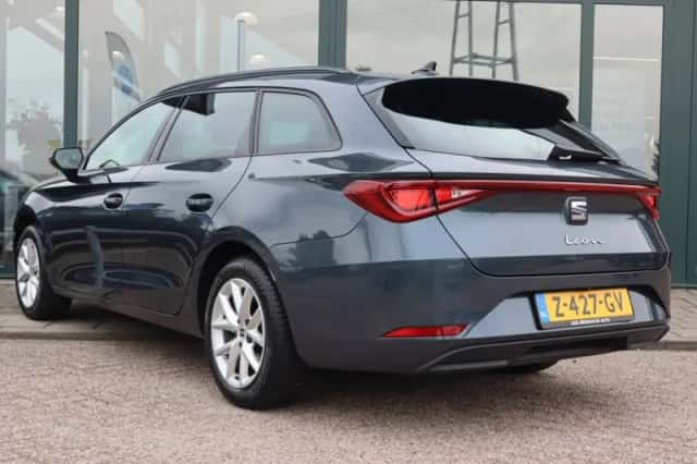 SEAT Leon Sportstourer (2024) thumbnail 4