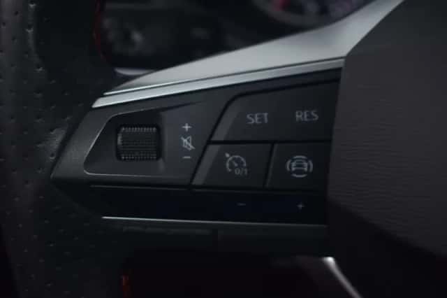 SEAT Ibiza (2022) thumbnail 16