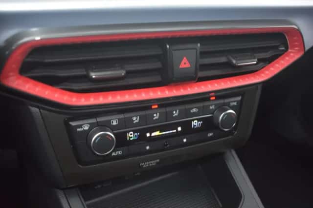 SEAT Ibiza (2022) thumbnail 23