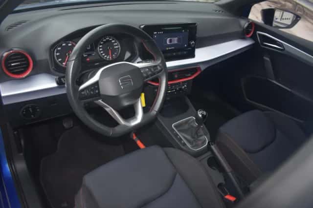 SEAT Ibiza (2022) thumbnail 8