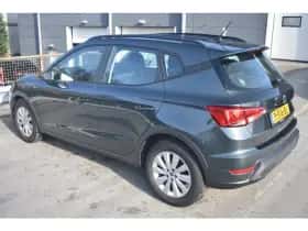 SEAT Arona (2022) thumbnail 3
