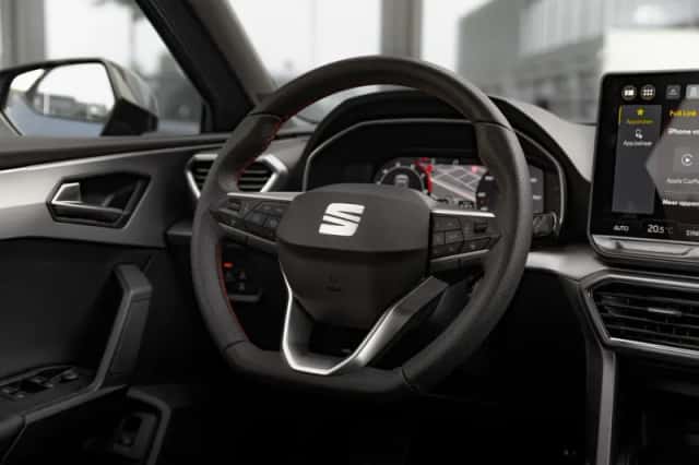 SEAT Leon (2025) thumbnail 12