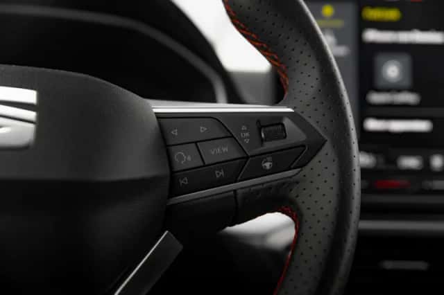 SEAT Leon (2025) thumbnail 15