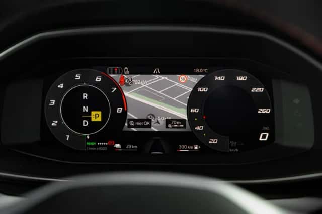 SEAT Leon (2025) thumbnail 16