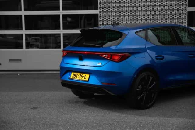 SEAT Leon (2025) thumbnail 3
