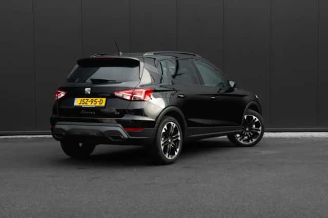 SEAT Arona (2026) thumbnail 2