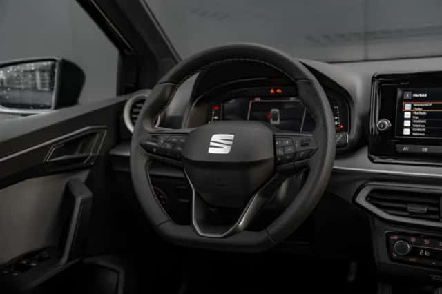 SEAT Arona (2026) thumbnail 12