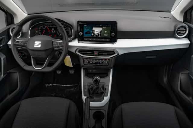 SEAT Arona (2026) thumbnail 11