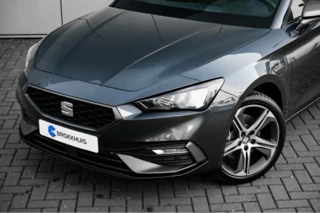 SEAT Leon Sportstourer (2025) thumbnail 16