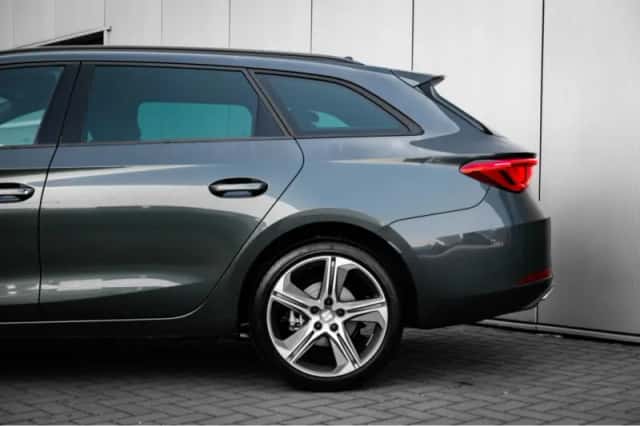 SEAT Leon Sportstourer (2025) thumbnail 19