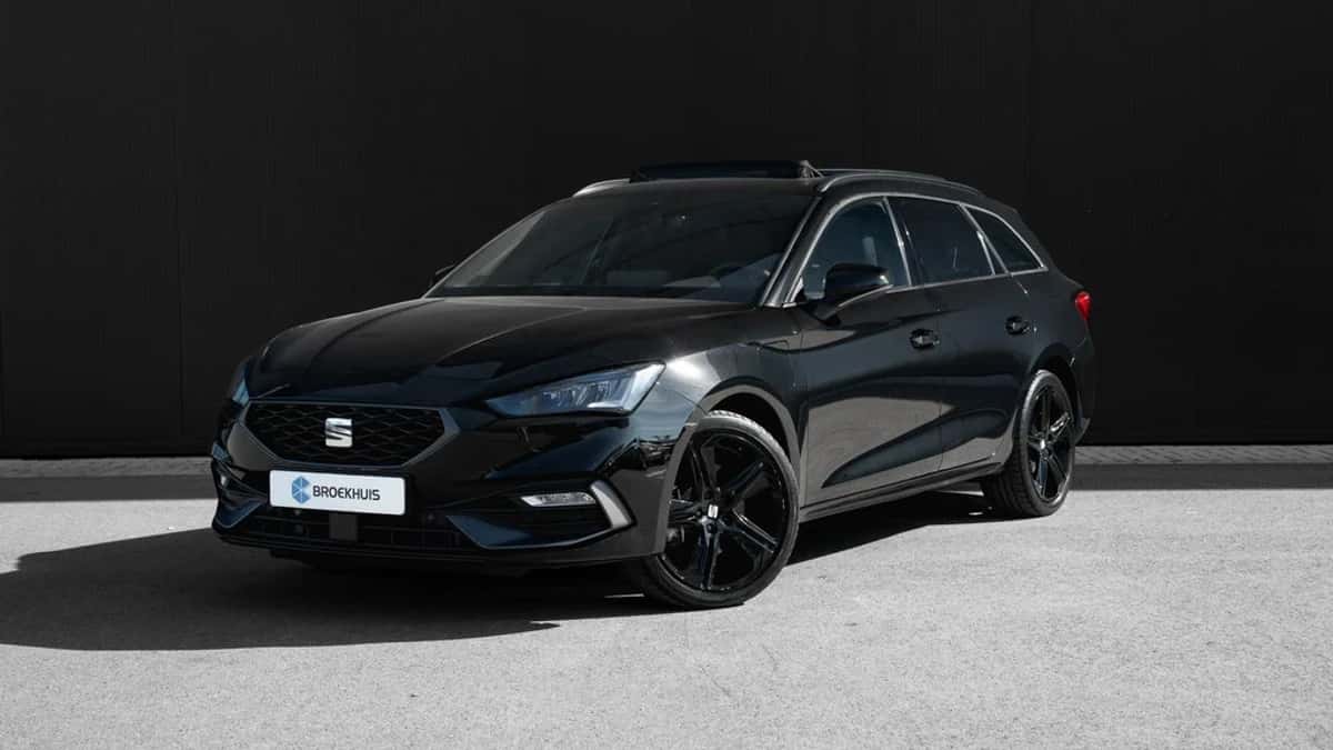SEAT Leon (2025) — foto 1