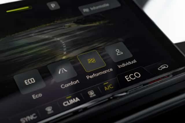 SEAT Leon (2025) thumbnail 20