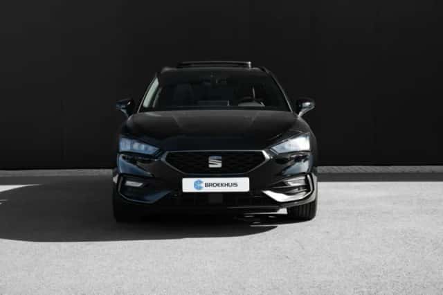 SEAT Leon (2025) thumbnail 7