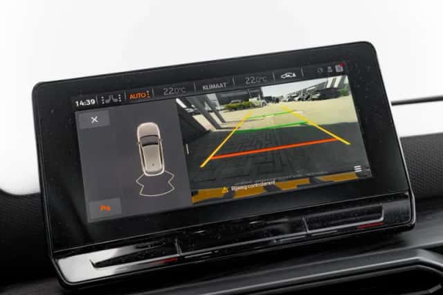 SEAT Leon (2020) thumbnail 20