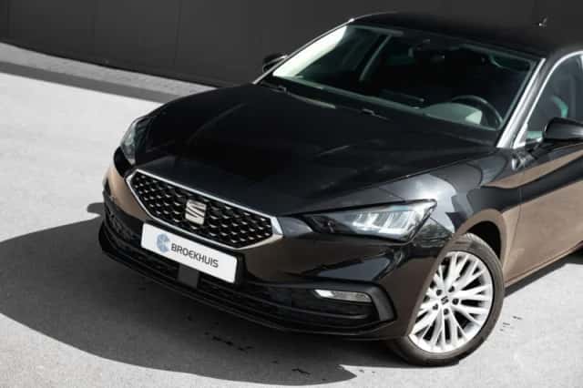 SEAT Leon (2020) thumbnail 4