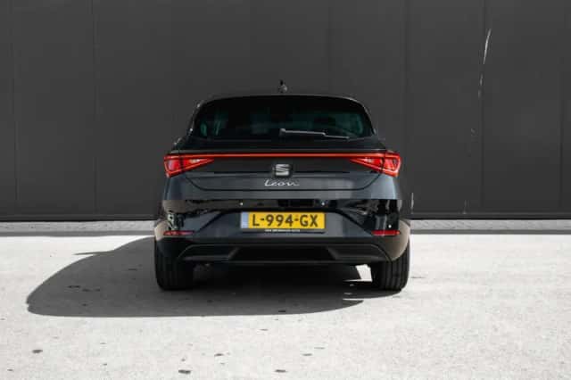 SEAT Leon (2020) thumbnail 9