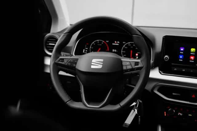 SEAT Arona (2026) thumbnail 4