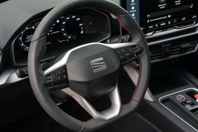 SEAT Leon Sportstourer (2026) thumbnail 5