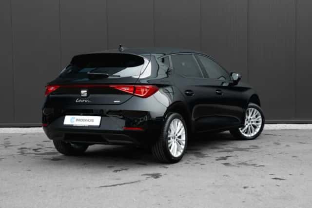 SEAT Leon (2026) thumbnail 2