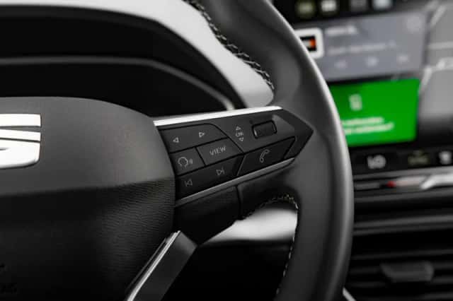 SEAT Leon (2026) thumbnail 14